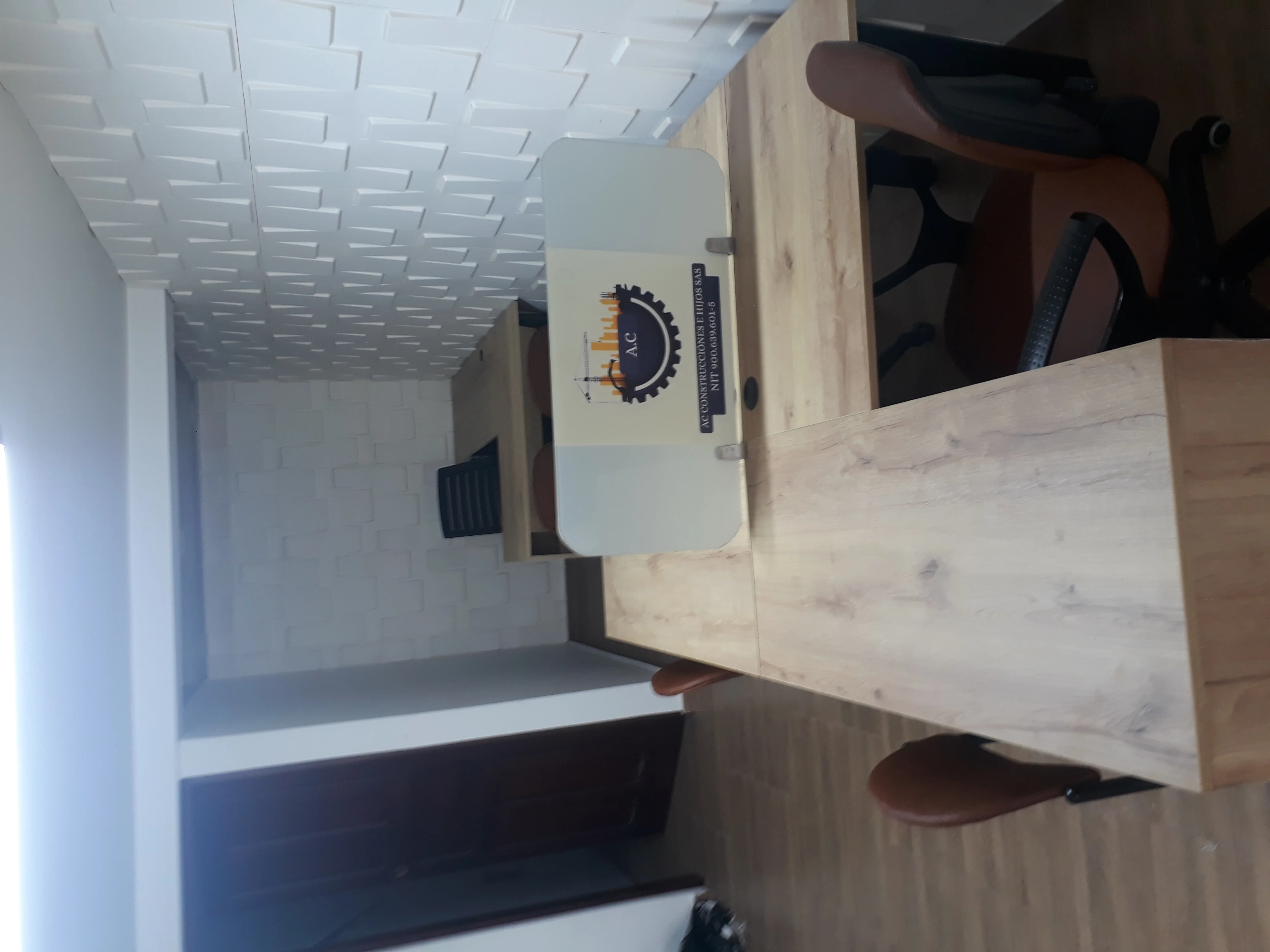 Coworking | Instalación de Oficina Pequeña tipo Despacho 5