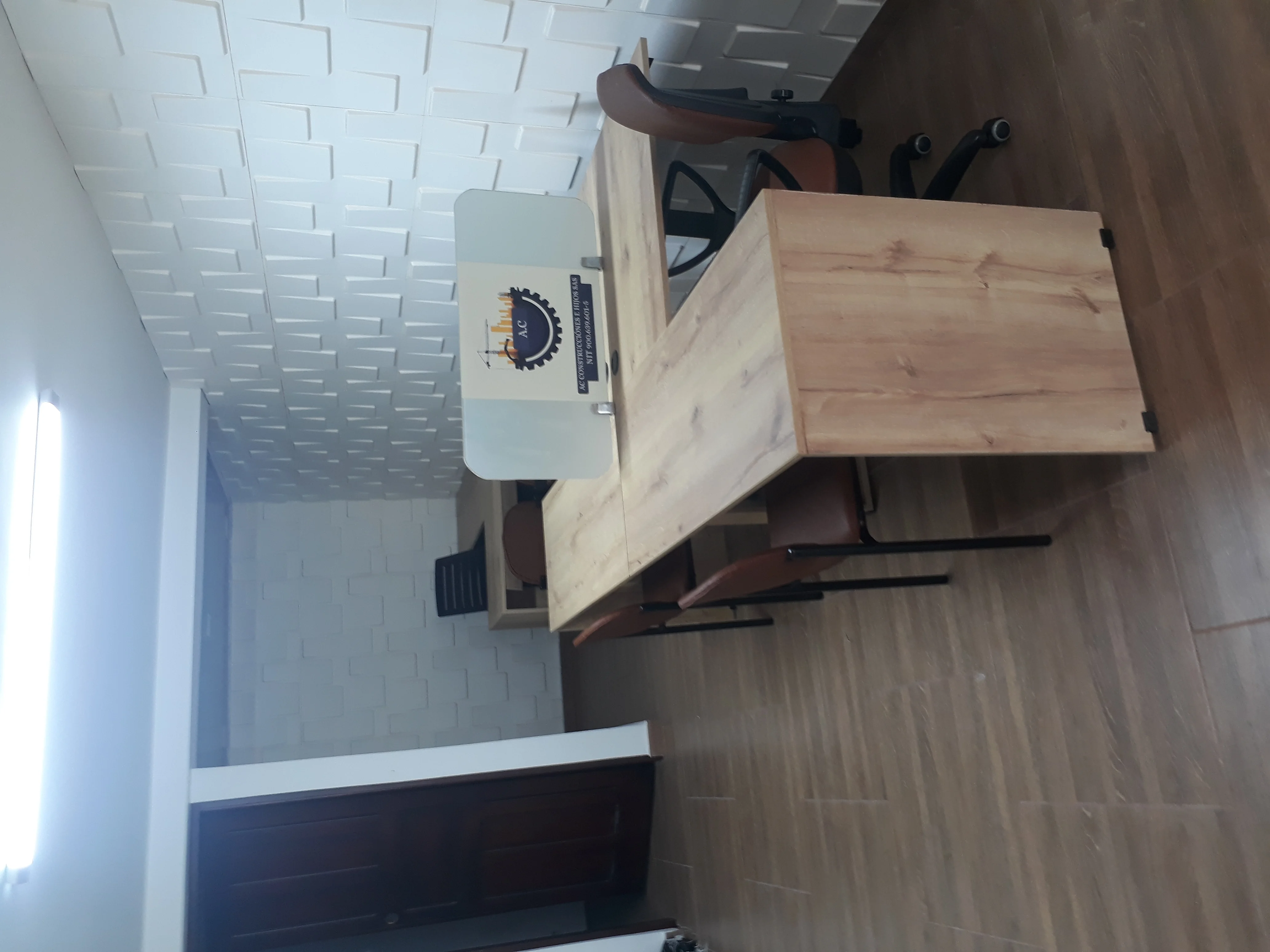 Coworking | Instalación de Oficina Pequeña tipo Despacho 6